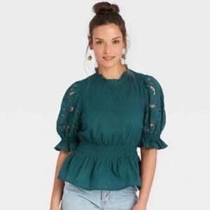 NWT Universal Thread Eyelet Lace Puff Sleeve Top Cinched Waist Peplum Green Sz S